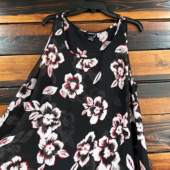 Floral top - Picture 2 of 4